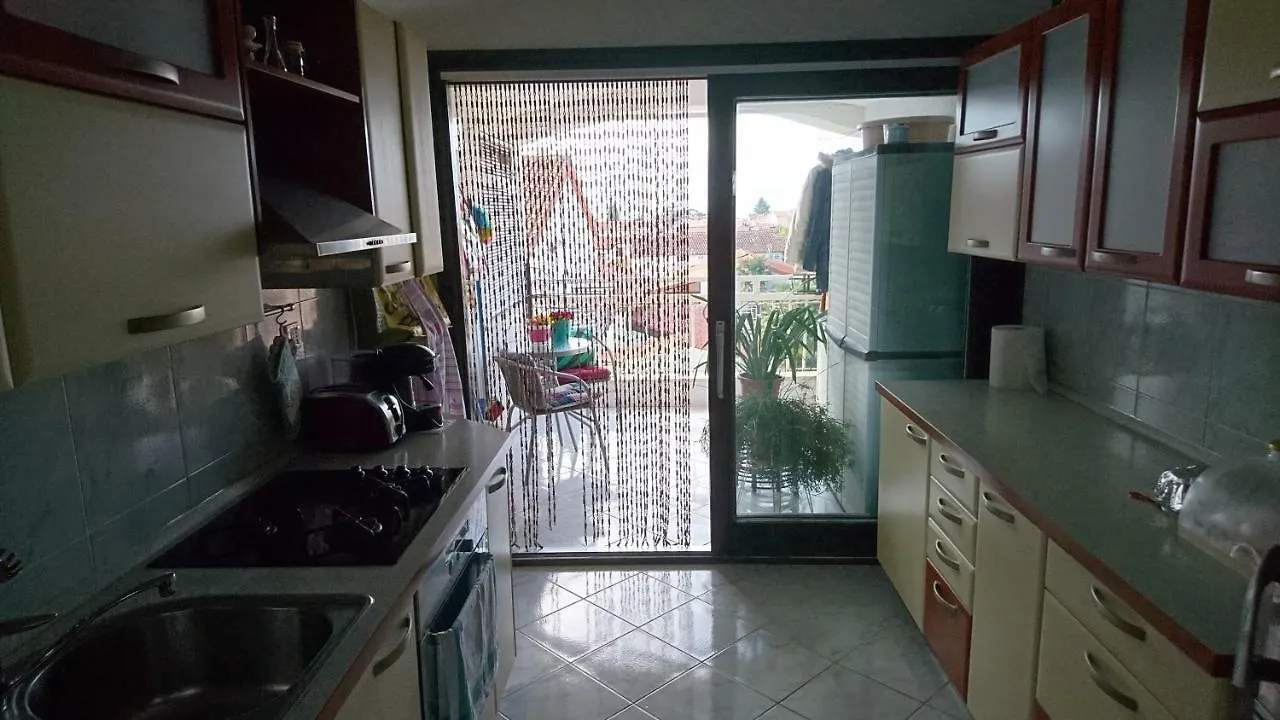 פורץ Lovely Place For Holiday